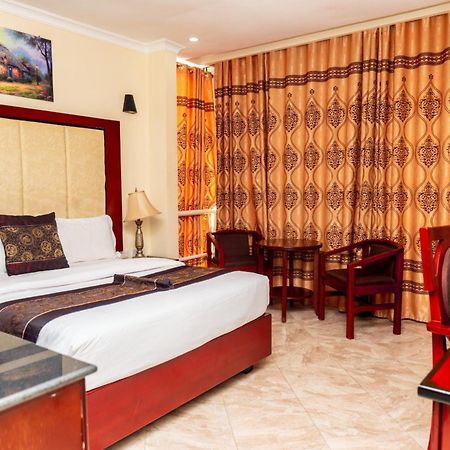 טאנגה Nyumbani Hotel And Resorts מראה חיצוני תמונה