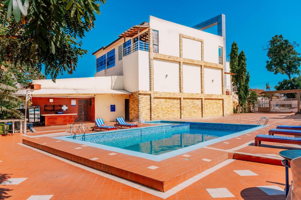 טאנגה Nyumbani Hotel And Resorts מראה חיצוני תמונה