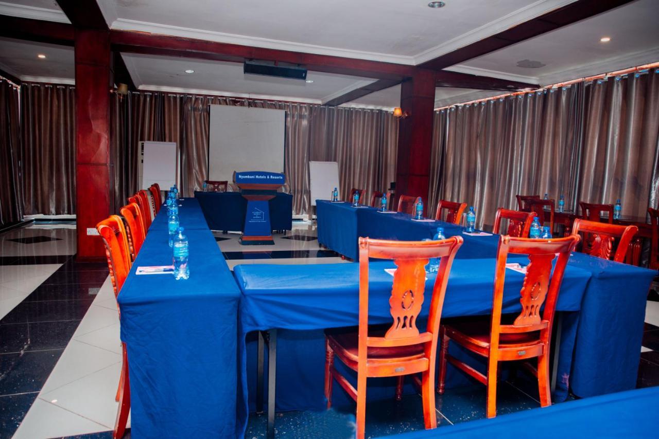 טאנגה Nyumbani Hotel And Resorts מראה חיצוני תמונה