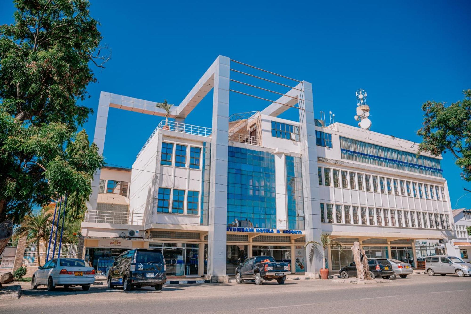 טאנגה Nyumbani Hotel And Resorts מראה חיצוני תמונה